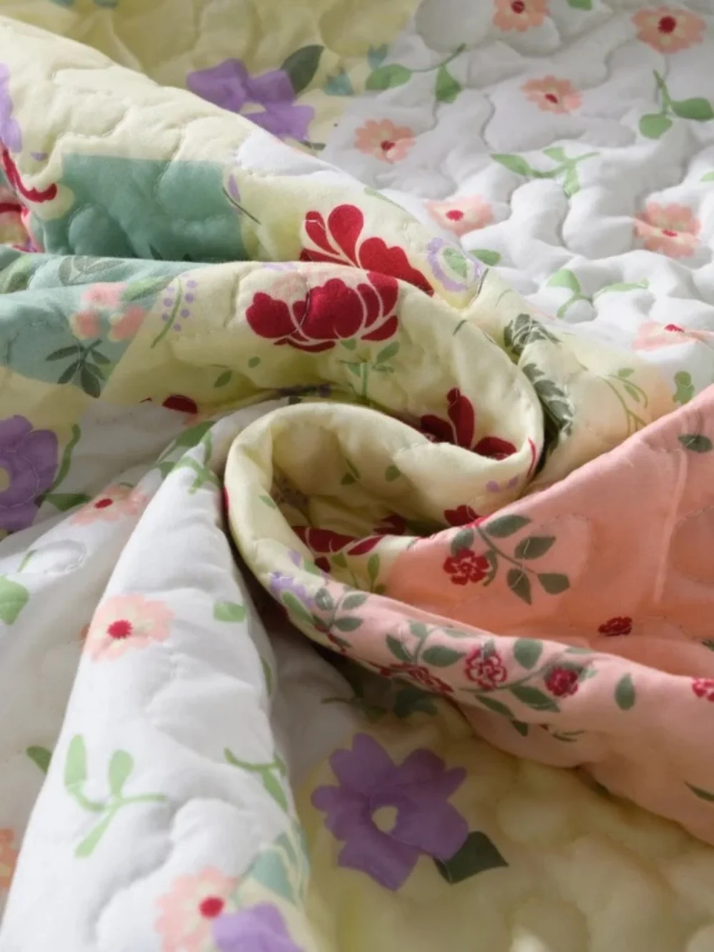Floral Patchwork king 3 piece Quilt Set - Mint Green